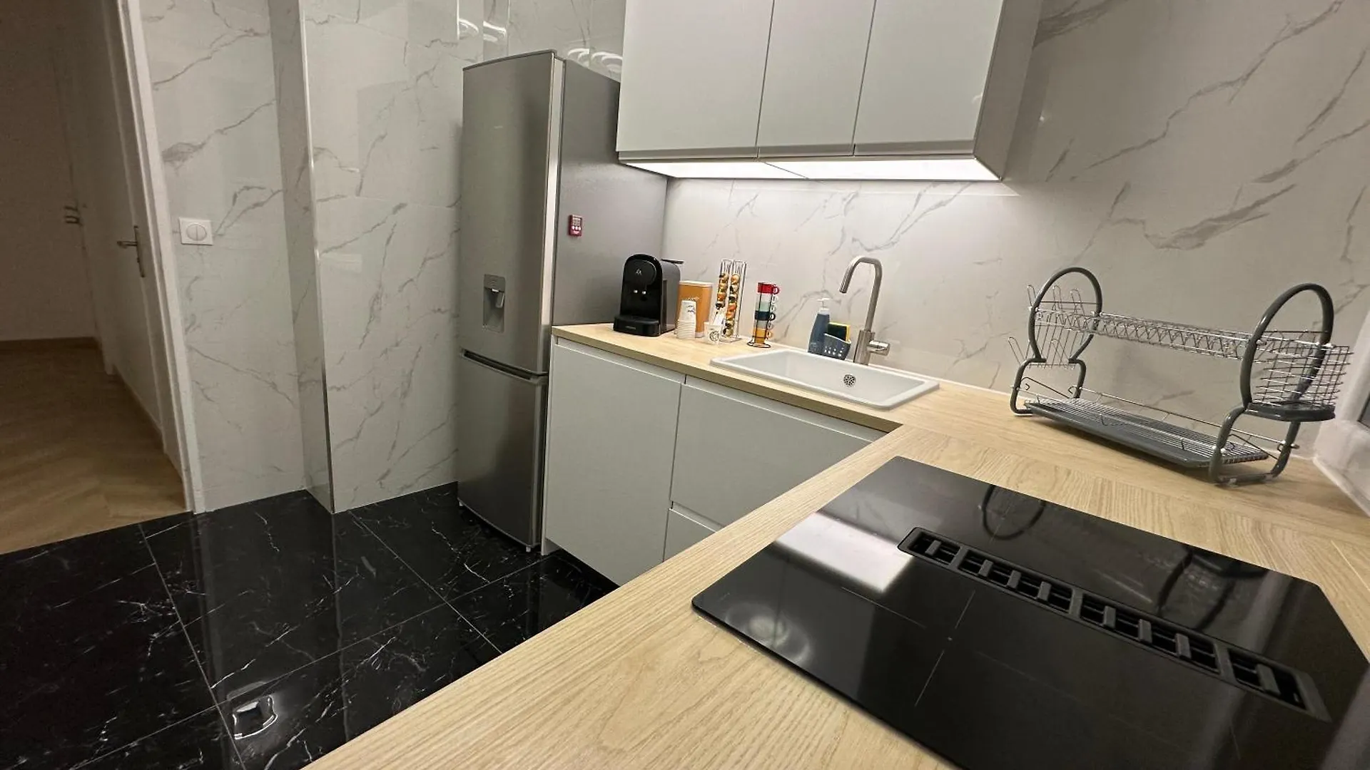 Paris-Montrouge Magnifique Appartement 3 Pieces De 78M2 Avec Parking - Tres Cosy Pour 1 - 10 Personnes Refait A Neuf -Entire Apartment Luxurious And Warm -Montrouge Paris 14Eme - Proche Aeroport Orly Parc Expositions Porte De Versailles Free Wifi Gra  Montrouge