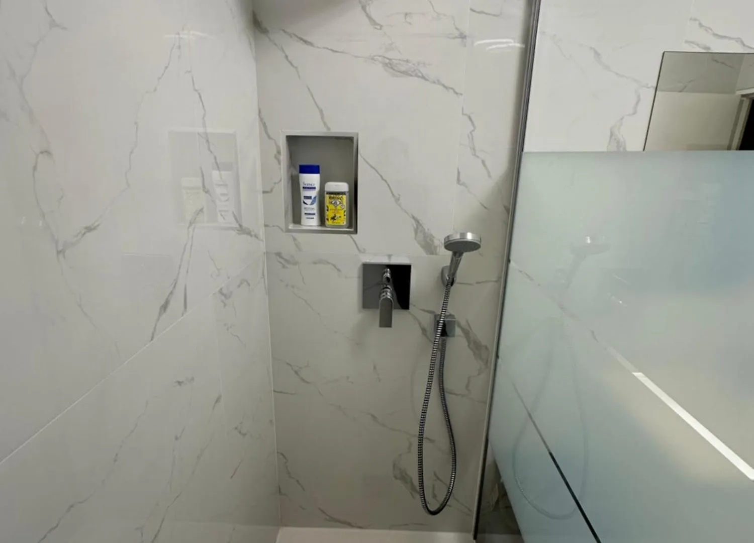 Paris-Montrouge Magnifique Appartement 3 Pieces De 78M2 Avec Parking - Tres Cosy Pour 1 - 10 Personnes Refait A Neuf -Entire Apartment Luxurious And Warm -Montrouge Paris 14Eme - Proche Aeroport Orly Parc Expositions Porte De Versailles Free Wifi Gra France